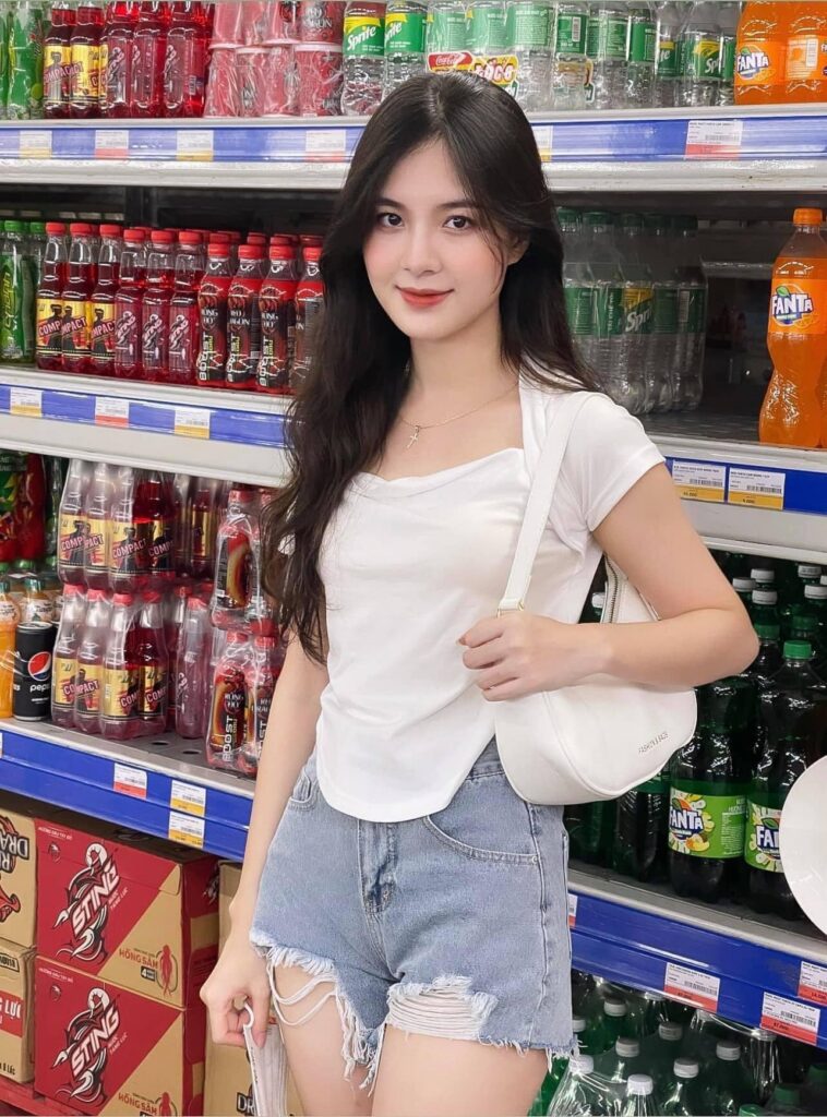 Gái Xinh Đẹp Bikini Góc Nhìn Xã Hội Về Hiện Tượng Làm Hồi Sinh Chủ Đề Nhạy Cảm Trên Mạng