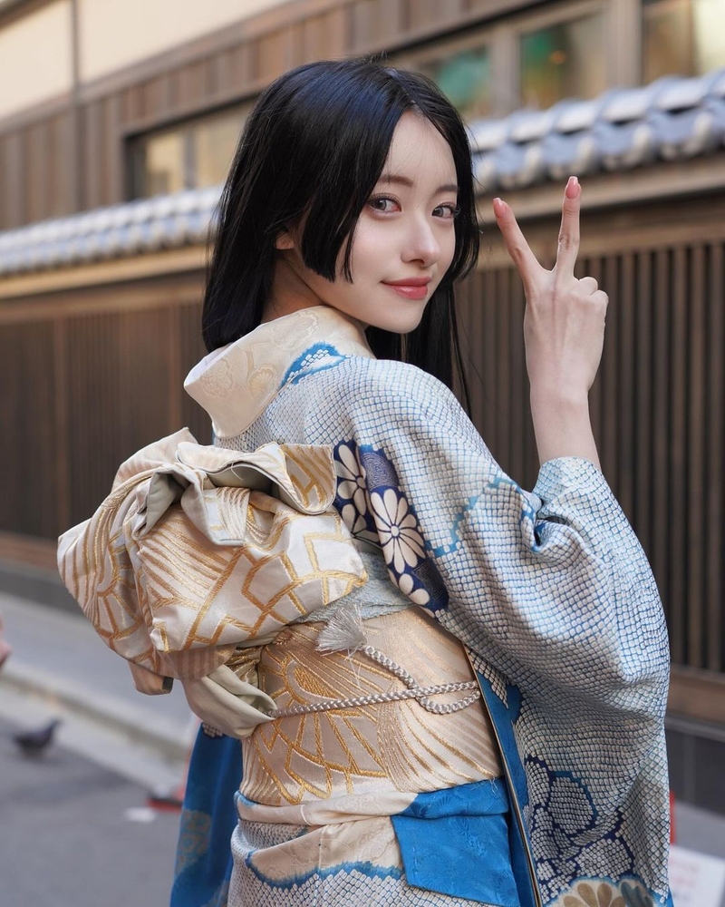 Gái Mỹ Xinh – Vẻ Đẹp Tinh Khôi Tỏa Sáng Theo Từng Bước Chân