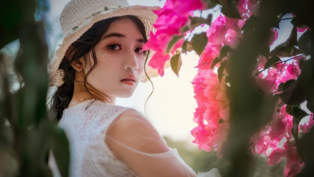 Gái Đẹp Gái Sắc Đẹp Nổi Bật Vượt Mọi Giới Hạn